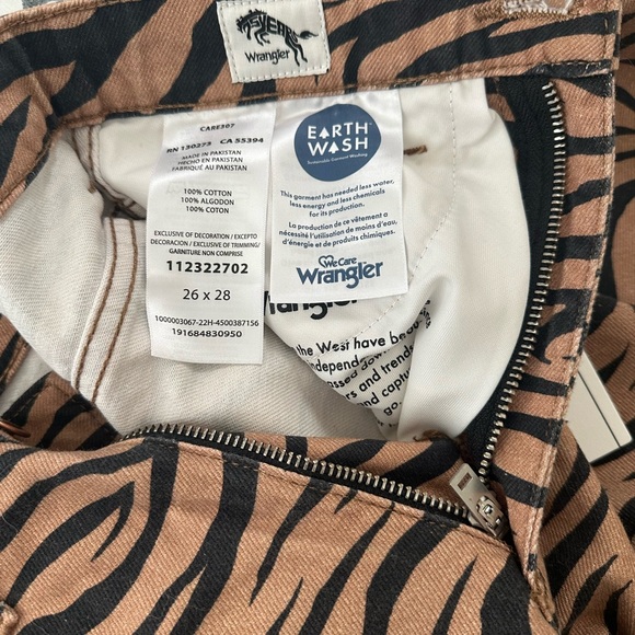 Wrangler Wild West Zebra Pattern Jeans - Picture 3 of 3